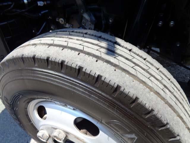 HINO DUTRO 2008 Image 31