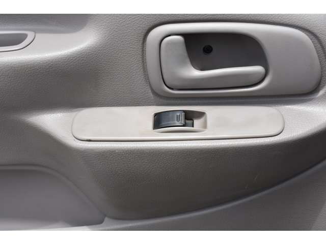 HINO DUTRO 2008 Image 31