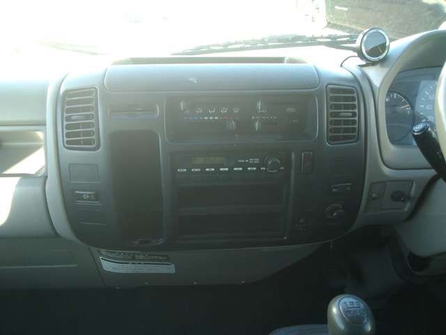 TOYOTA DYNA 2014 Image 31