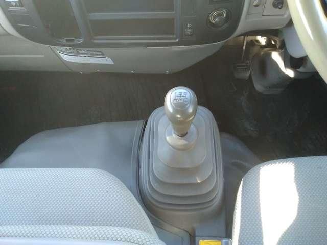 TOYOTA DYNA 2014 Image 31