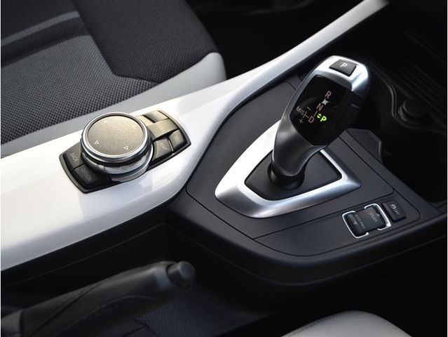 BMW 1SERIES 2015 Image 31