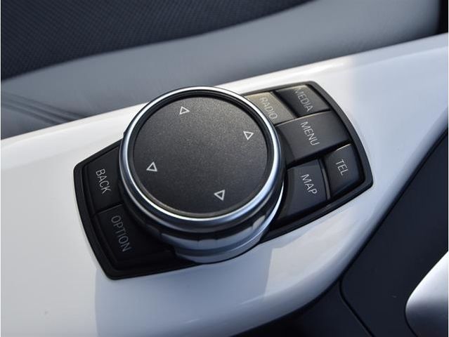 BMW 1SERIES 2015 Image 31