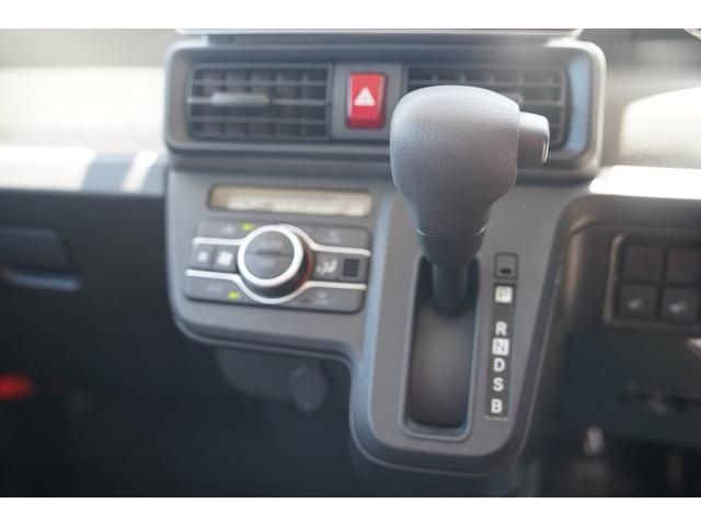 DAIHATSU TANTO 2020 Image 31