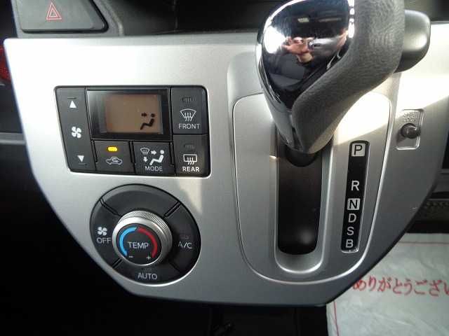 DAIHATSU WAKE 2015 Image 31