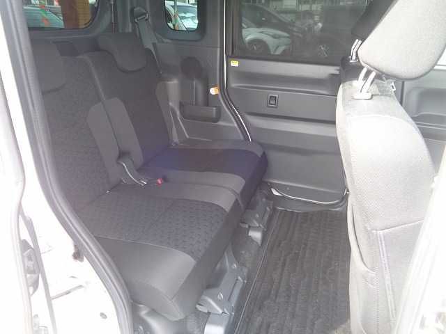 DAIHATSU WAKE 2015 Image 31