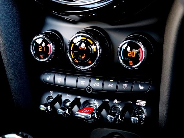 BMW MINI 2021 Image 31