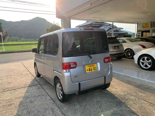 DAIHATSU TANTO 2012 Image 31