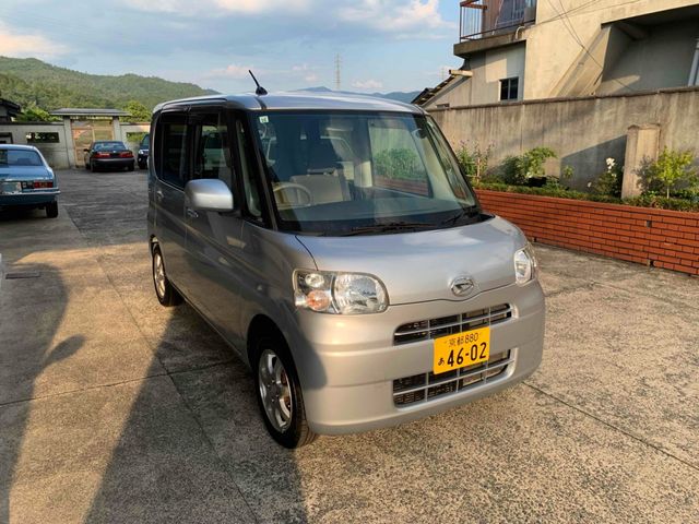 DAIHATSU TANTO 2012 Image 31