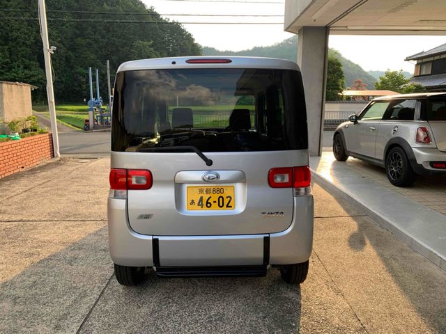 DAIHATSU TANTO 2012 Image 31