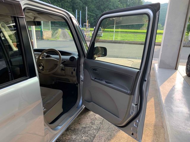 DAIHATSU TANTO 2012 Image 31