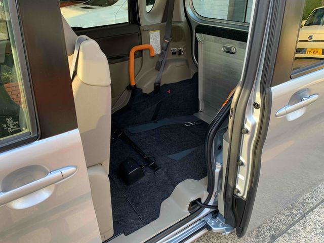 DAIHATSU TANTO 2012 Image 31