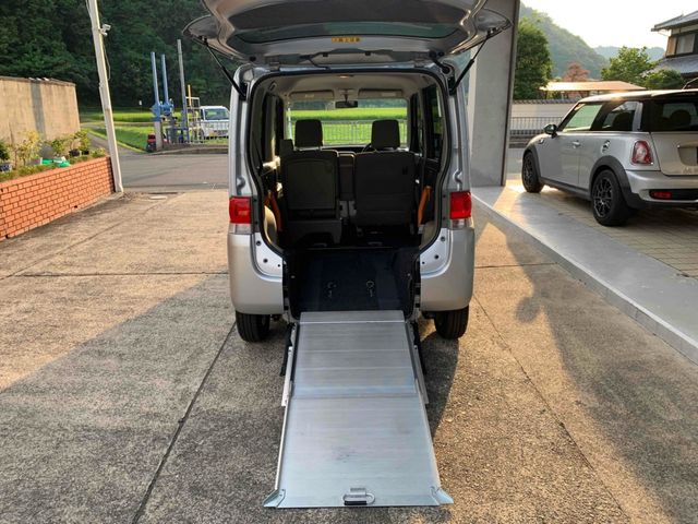 DAIHATSU TANTO 2012 Image 31