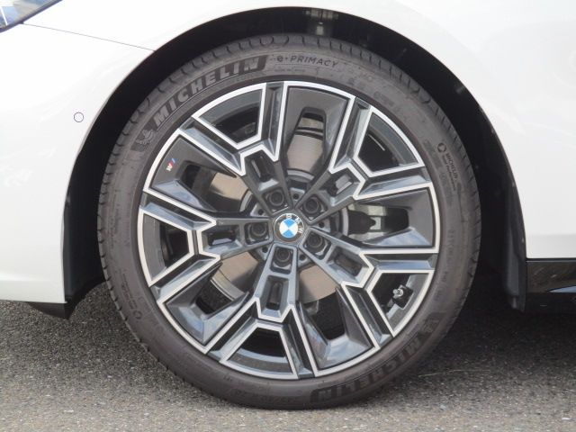 BMW 5SERIES TOURING 2024 Image 31