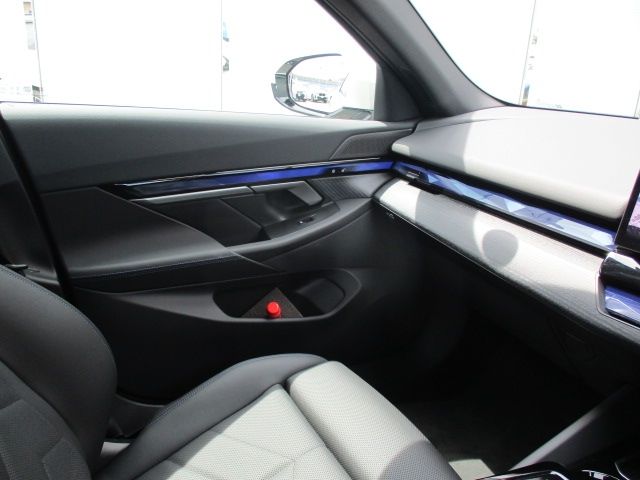 BMW 5SERIES TOURING 2024 Image 31