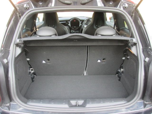 BMW MINI 2021 Image 31