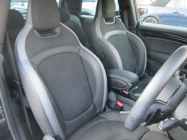 BMW MINI 2021 Image 31