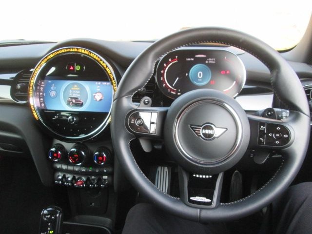 BMW MINI 2021 Image 31