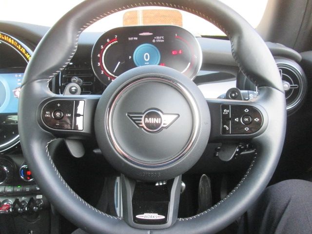 BMW MINI 2021 Image 31