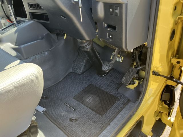 TOYOTA COASTER 2017 Image 31