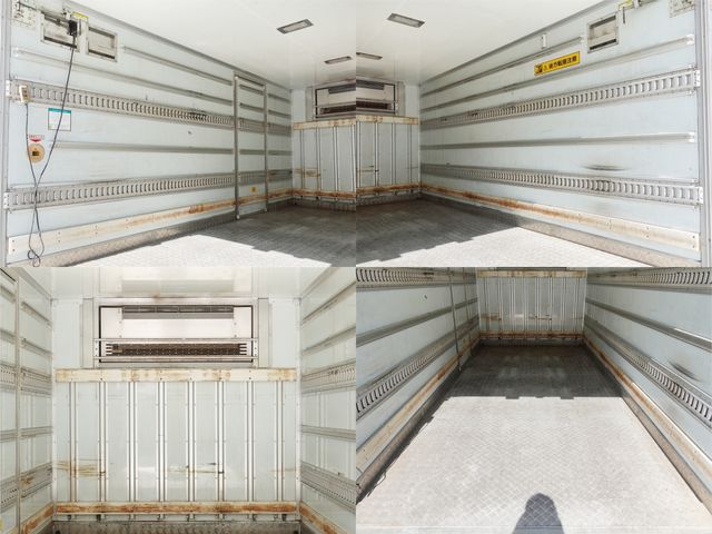 MITSUBISHI CANTER 2015 Image 31