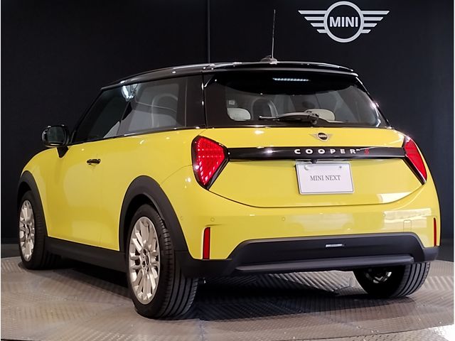 BMW MINI COOPER 2024 Image 31