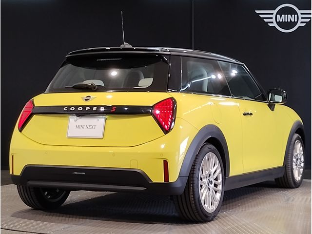 BMW MINI COOPER 2024 Image 31