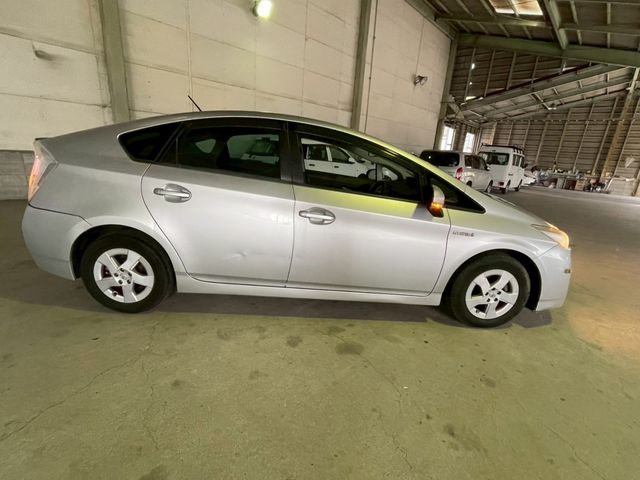 TOYOTA PRIUS 2009 Image 31