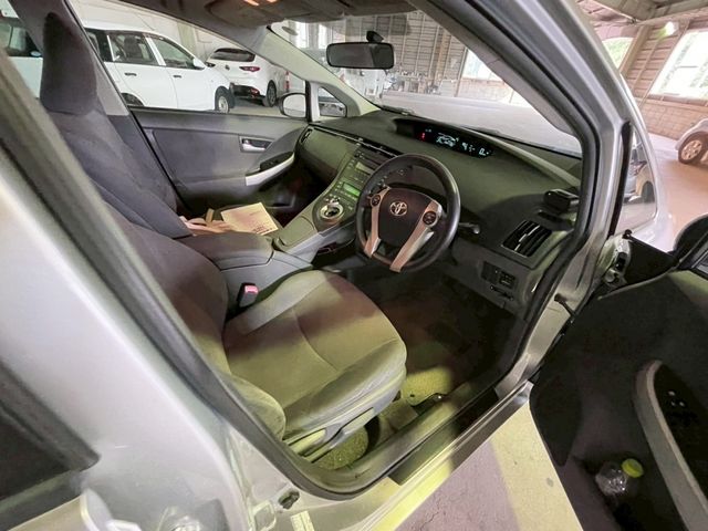 TOYOTA PRIUS 2009 Image 31