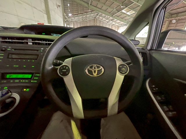 TOYOTA PRIUS 2009 Image 31