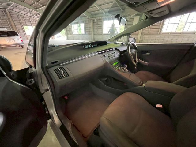 TOYOTA PRIUS 2009 Image 31