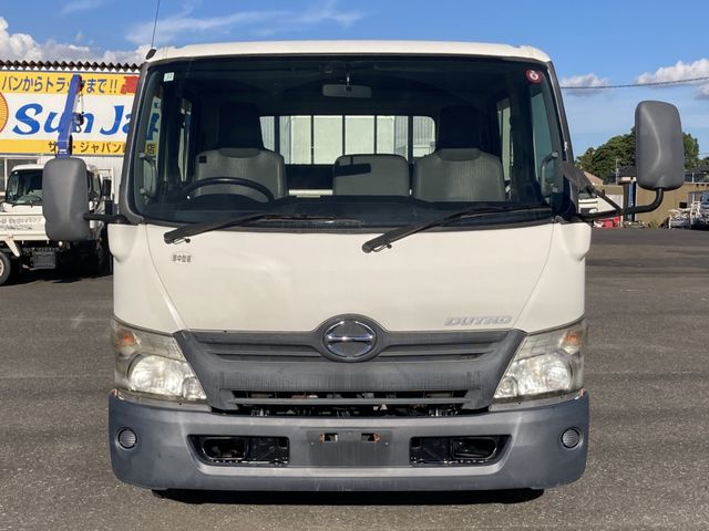 HINO DUTRO 2011 Image 31