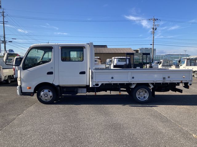 HINO DUTRO 2011 Image 31