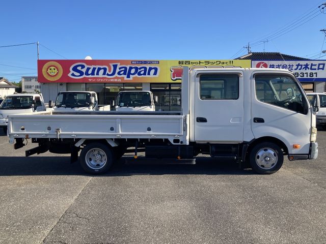 HINO DUTRO 2011 Image 31