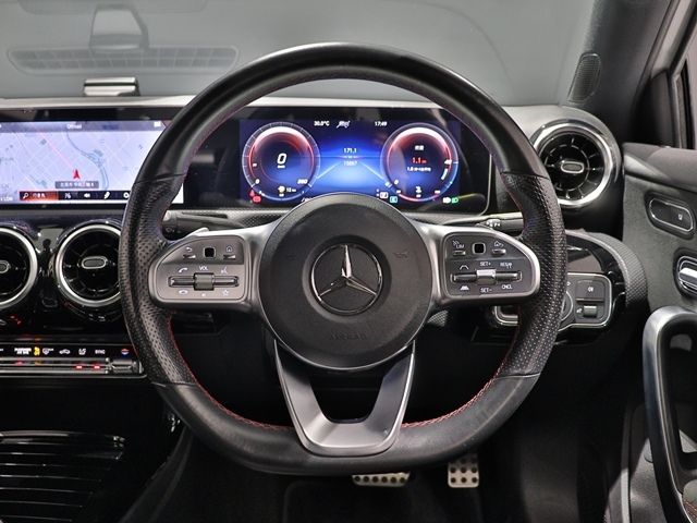 MERCEDES BENZ A CLAS 2019 Image 31