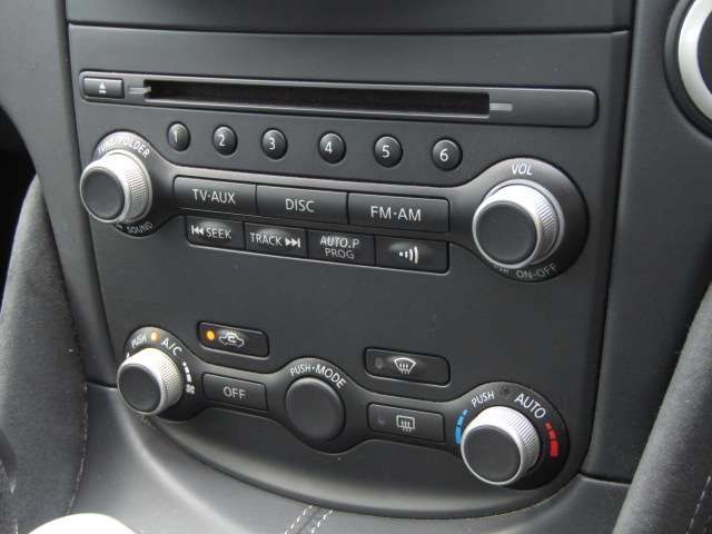 NISSAN FAIRLADY Z ROADSTAR 2012 Image 31