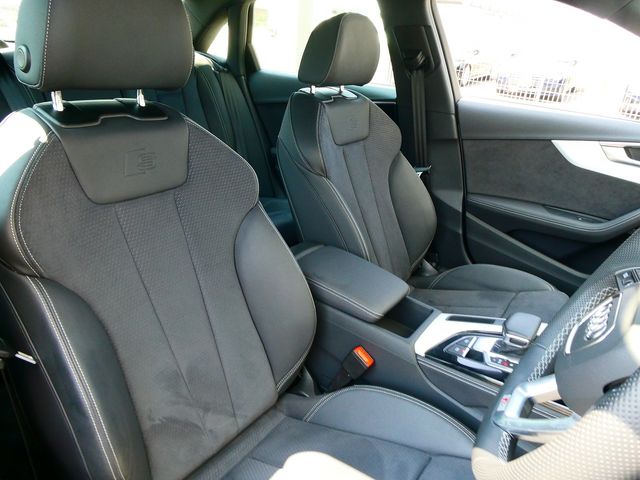 AUDI A4 2024 Image 31