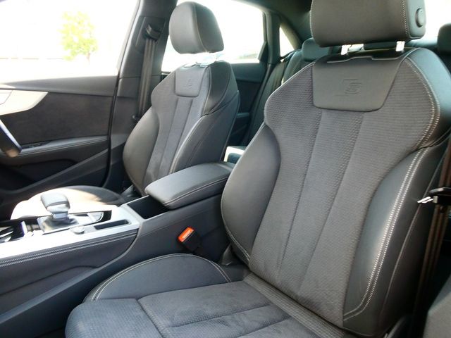 AUDI A4 2024 Image 31