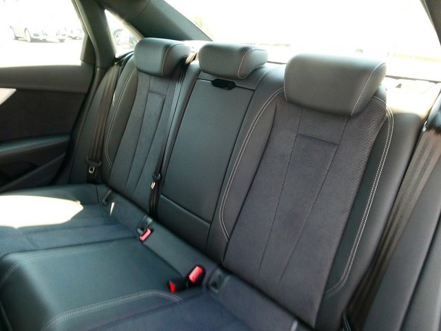 AUDI A4 2024 Image 31