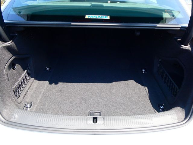 AUDI A4 2024 Image 31