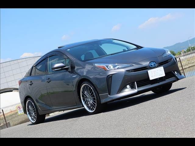 TOYOTA PRIUS 2019 Image 31