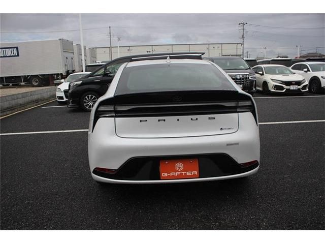 TOYOTA PRIUS PHV 2023 Image 31