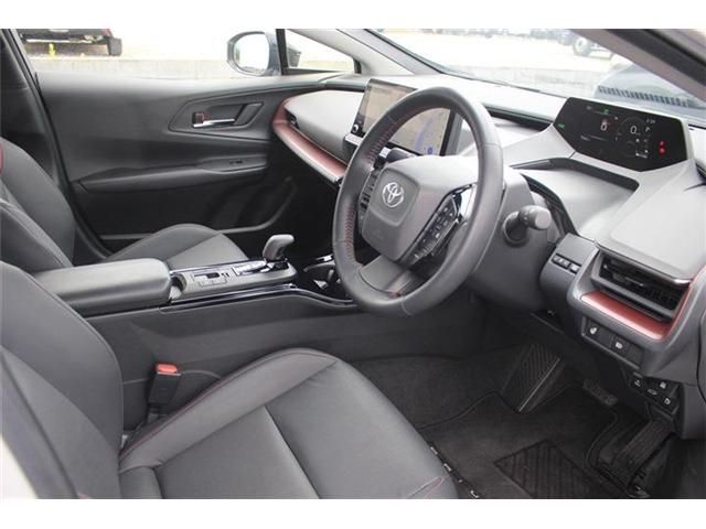 TOYOTA PRIUS PHV 2023 Image 31