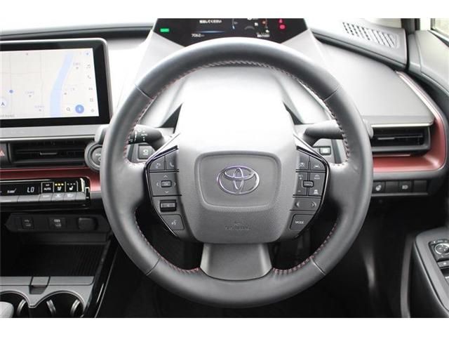 TOYOTA PRIUS PHV 2023 Image 31