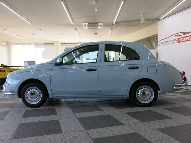 MITSUOKA VIEWT 2020 Image 31
