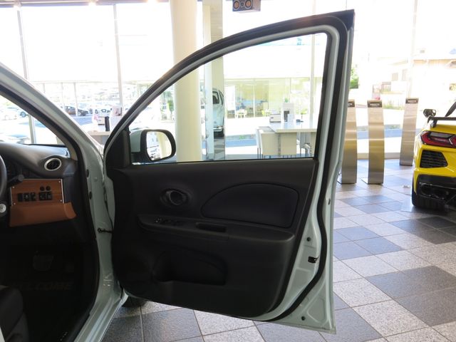 MITSUOKA VIEWT 2020 Image 31