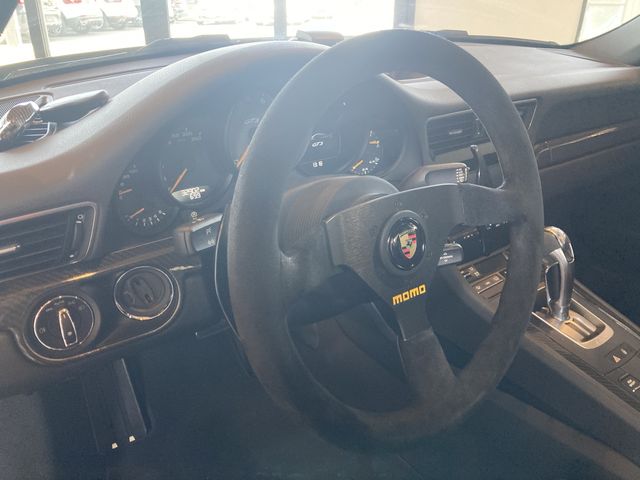 PORSCHE 911 2014 Image 31