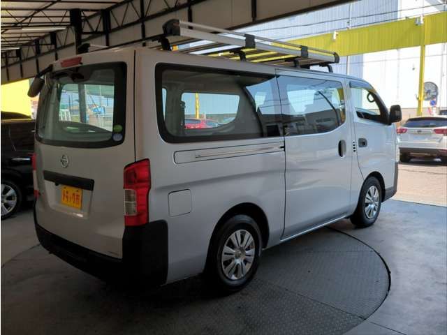 NISSAN NV350 CARAVAN 2019 Image 31