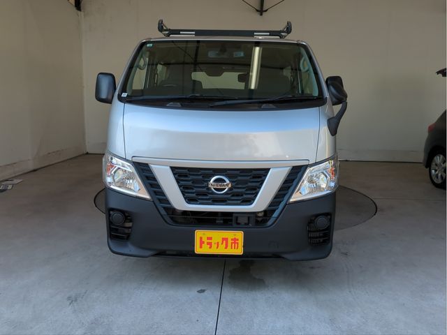 NISSAN NV350 CARAVAN 2019 Image 31