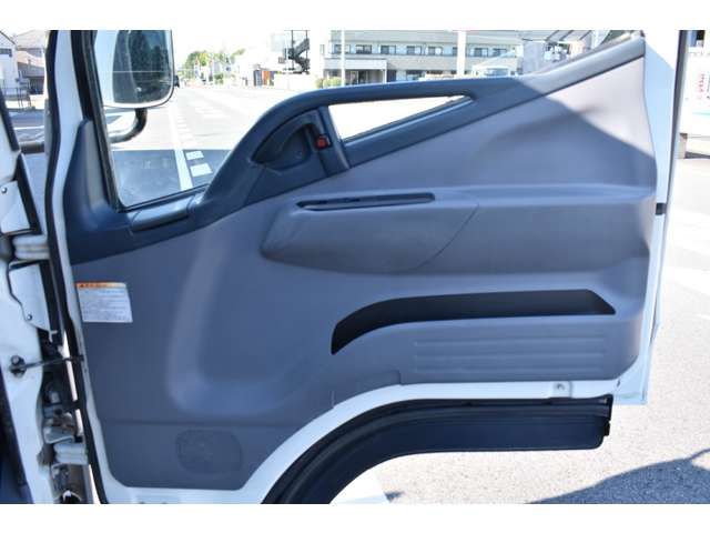 MITSUBISHI CANTER 2012 Image 31