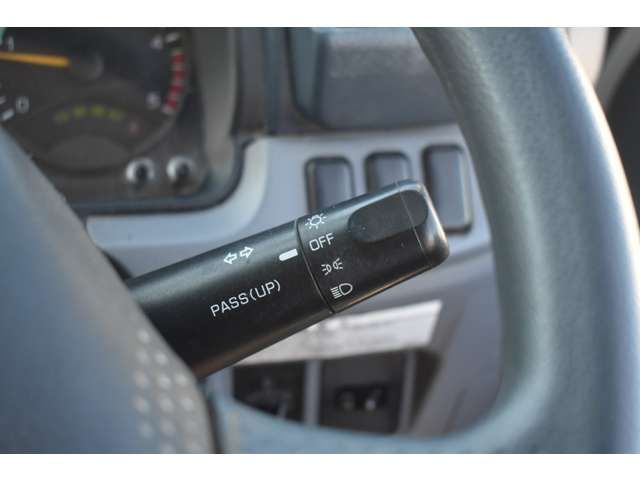 MITSUBISHI CANTER 2012 Image 31